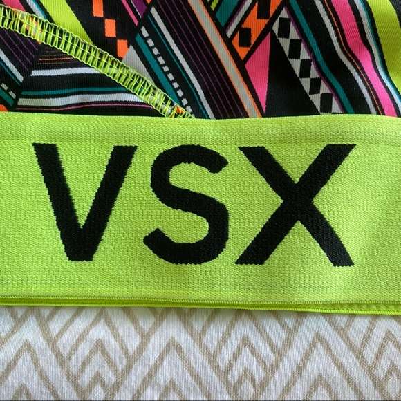 VSX Victoria Secret Sports Bra Aztec Print Medium - Picture 5 of 13